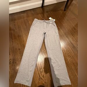 Vuori men’s track NWT